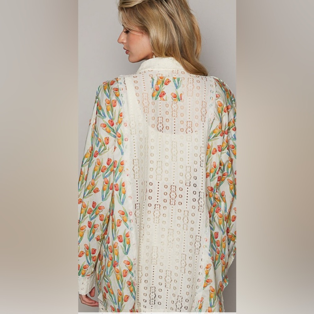 POL Tulip and Cream Lace Button-Up Top - Picture 10 of 11